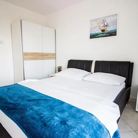 Apartamento Milka 1 *