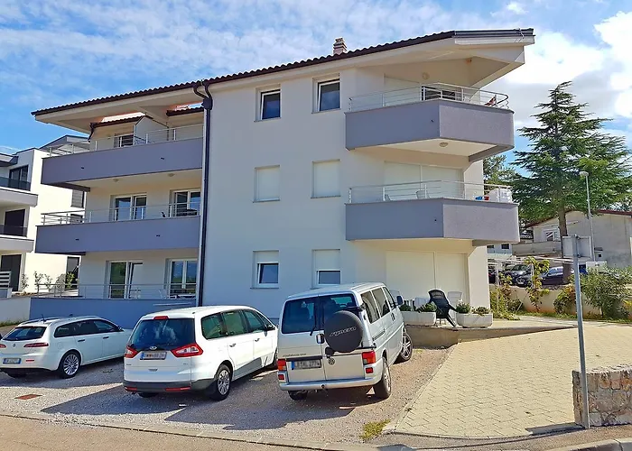 Appartement Milka 1 *