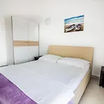 Milka 1 נייביצה