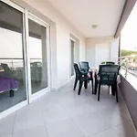 Milka 1 נייביצה