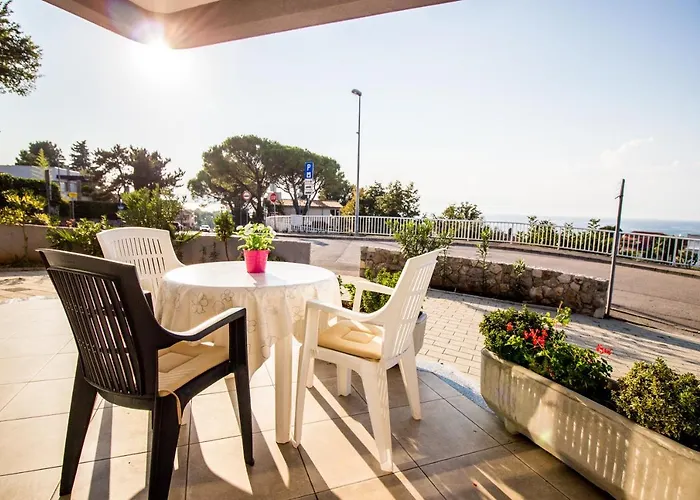 Milka 1 아파트 니바이스